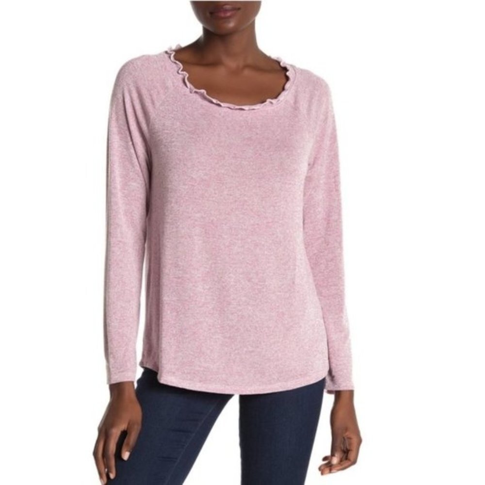 🎁 Gibson Ruffled Edge Raglan Pullover - Picture 1 of 6